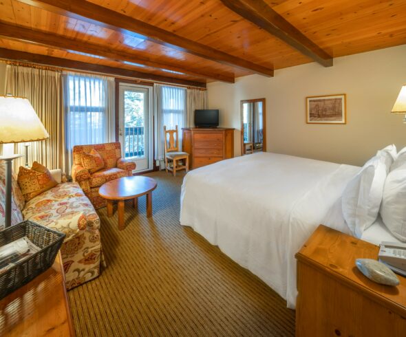 Post Superior Room 1 King